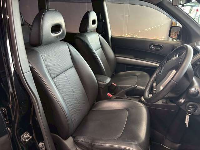 �^�]�Ȃ��L�X�Ƃ��Ă���^�]���₷�������������Ă��܂��������N���[�j���O�����{�ς݂ł��B