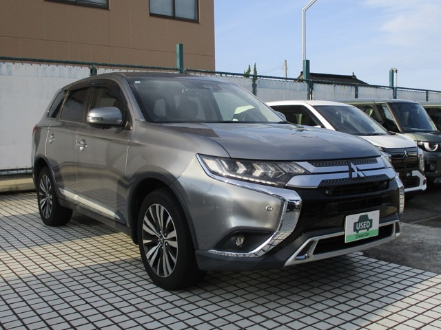 アウトランダー2.4 24G プラスパッケージ 4WD
