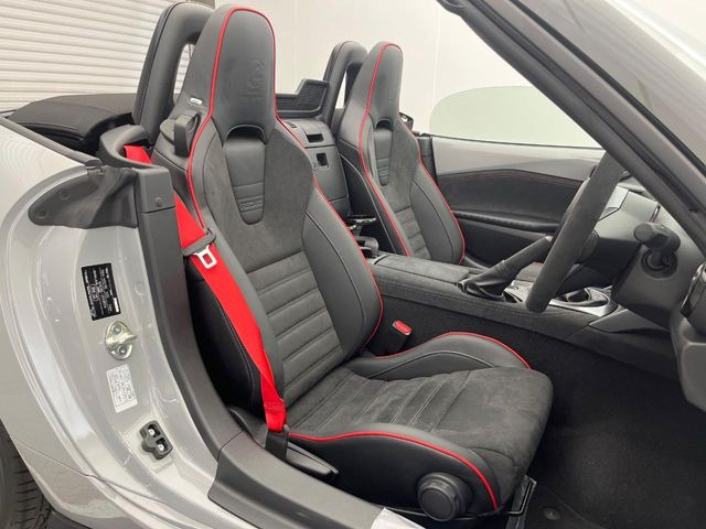 �yRECARO���o�P�b�g�V�[�g�z�l�ԍH�w�Ɋ�Â����ʈ����z�ɂ���č��ւ̕��S�Ⓑ���ԉ^�]���̔�J�������y������ڂŃ��J���Ƃ킩��X�|�[�e�B�ȃ��b�N�X�������ł��B