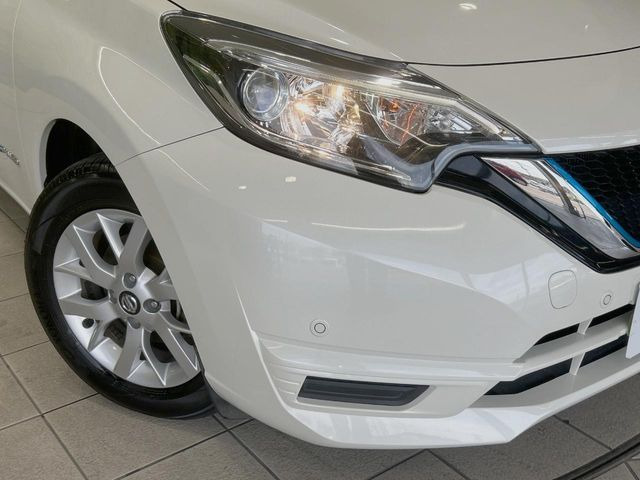 ��Ԃ�r�V���ɂ��ǍD�Ȏ��E�ň��S�ȑ��s������]�������ɂ́y���P�xLED�w�b�h���C�g�z�̎�t����������!�����̂��q�l�ɂ��D�]���������Ă���܂���