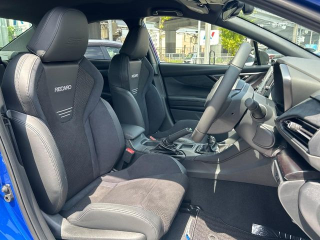 �yRECARO���o�P�b�g�V�[�g�z�l�ԍH�w�Ɋ�Â����ʈ����z�ɂ���č��ւ̕��S�Ⓑ���ԉ^�]���̔�J�������y������ڂŃ��J���Ƃ킩��X�|�[�e�B�ȃ��b�N�X�������ł��B