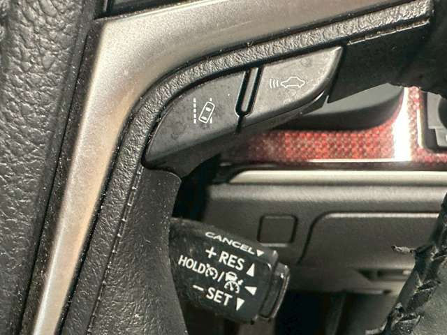 �y���[�_�[�N���[�Y�R���g���[���z�~���g���[�_�[���Ԋԋ����𑪂��Đݒ�ԑ����Ŏԑ��ɔ�Ⴕ���Ԋԋ�����ۂ��Ȃ���Ǐ]���s���鑕�u�ŋ߂Â��������Ƃ��͎����Ńu���[�L���A���ꂷ�����Ƃ��ɂ͎�������������B