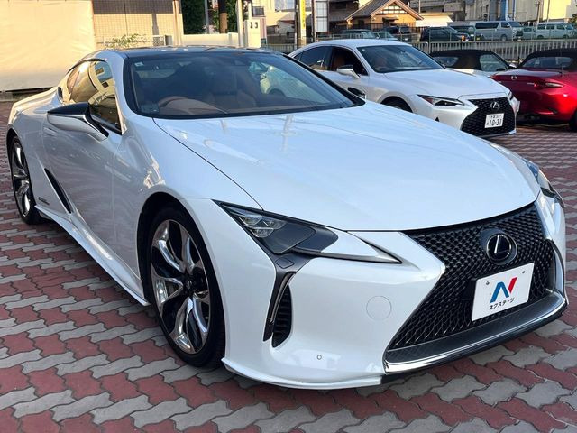�������x�̃K���X�疌�ŝ����͂������A�㎿�ȃc���E����������B���O����_���J�����؂Ȉ��Ԃ�ی삵�A�F�����E�򉻂�h�~�B�u�e�X�v���b�V���R�[�g�v�A�u�e�v���~�b�T�R�[�g�v���炨�I�т��������܂��B