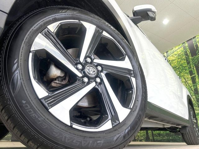 �y����17�C���`�A���~�z�C�[���z�O�ςɃ}�b�`���������A���~�z�C�[���𑕒����Ă���܂��B�e��ЊO�A���~�z�C�[����A�X�^�b�h���X�^�C�����戵�����Ă���܂��B���񂲑��k����������