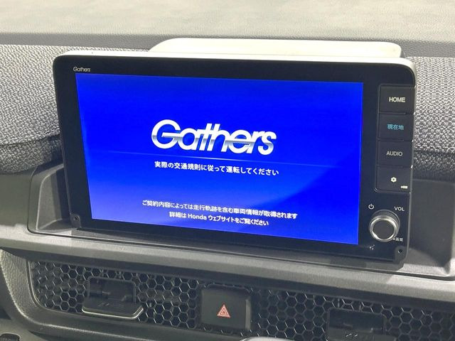 �y9�C���` �z���_�R�l�N�g�f�B�X�v���C�z���F���̍������ʃf�B�X�v���C�Ńi�r�̎g�p��A�������̃X�}�[�g�t�H���ƘA�g����bluetooth�ł̉��y�Đ����\�ł���