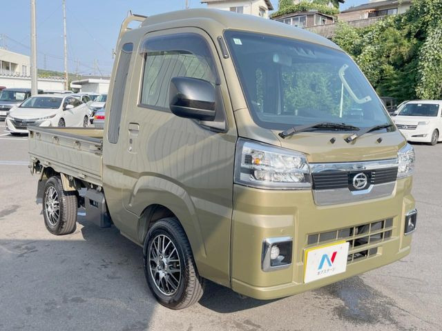 �������x�̃K���X�疌�ŝ����͂������A�㎿�ȃc���E����������B���O����_���J�����؂Ȉ��Ԃ�ی삵�A�F�����E�򉻂�h�~�B�u�e�X�v���b�V���R�[�g�v�A�u�e�v���~�b�T�R�[�g�v���炨�I�т��������܂��B