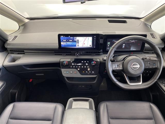 セレナ1.4 e-POWER ルキシオン