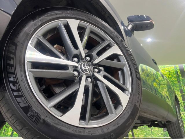 �y����18�C���`�A���~�z�C�[���z�O�ςɃ}�b�`���������A���~�z�C�[���𑕒����Ă���܂��B�e��ЊO�A���~�z�C�[����A�X�^�b�h���X�^�C�����戵�����Ă���܂��B���񂲑��k����������