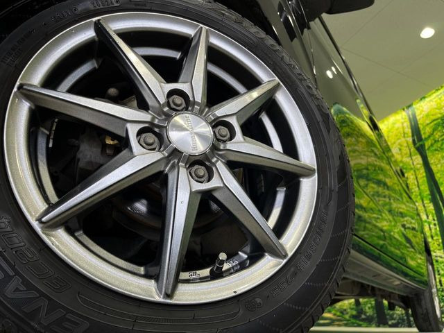 �y14�C���`�A���~�z�C�[���z�O�ςɃ}�b�`�����A���~�z�C�[���𑕒����Ă���܂��B�e��A���~�z�C�[����A�X�^�b�h���X�^�C�����戵�����Ă���܂��B���񂲑��k����������