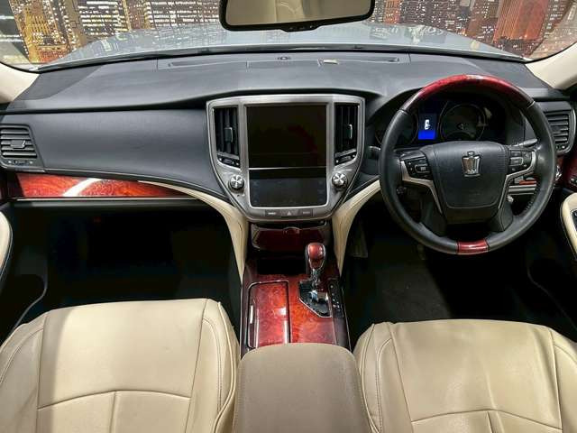 ���{�����s�ɃZ�_���ESUV�𒆐S�Ɂw���l�ł����i�x�œW�����Ă���ǎ����ÎԐ��X�ł��B���̗��C�����Ȃ��̎ԗ�����Ŏ�舵��!�B�֐��n��ōł������ȉ��i���ŗǎ��Ԃ����񋟂ł���悤�w�߂Ă���܂��B