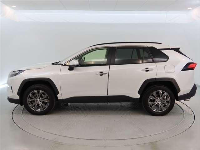 RAV42.5 ハイブリッド G E-Four 4WD