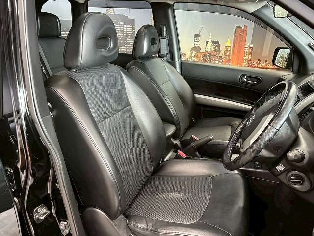 �^�]�Ȃ��L�X�Ƃ��Ă���^�]���₷�������������Ă��܂��������N���[�j���O�����{�ς݂ł��B