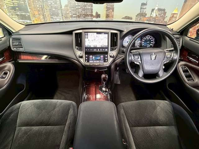 ���{�����s�ɃZ�_���ESUV�𒆐S�Ɂw���l�ł����i�x�œW�����Ă���ǎ����ÎԐ��X�ł��B���̗��C�����Ȃ��̎ԗ�����Ŏ�舵��!�B�֐��n��ōł������ȉ��i���ŗǎ��Ԃ����񋟂ł���悤�w�߂Ă���܂��B