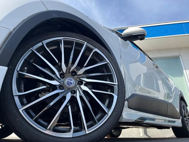 �y20�C���`�A���~�z�C�[���z�O�ςɃ}�b�`�����A���~�z�C�[���𑕒����Ă���܂��B�e��A���~�z�C�[����A�X�^�b�h���X�^�C�����戵�����Ă���܂��B���񂲑��k����������