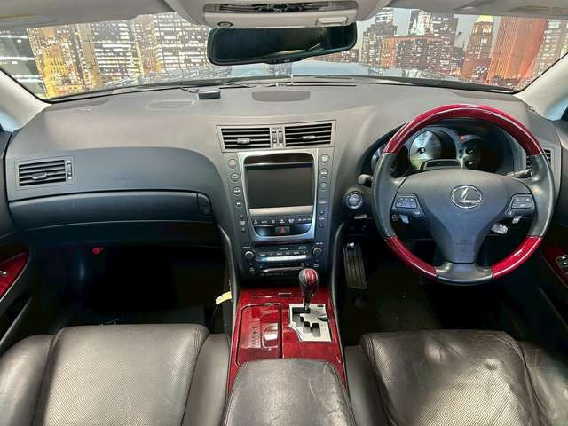 ���{�����s�ɃZ�_���ESUV�𒆐S�Ɂw���l�ł����i�x�œW�����Ă���ǎ����ÎԐ��X�ł��B���̗��C�����Ȃ��̎ԗ�����Ŏ�舵��!�B�֐��n��ōł������ȉ��i���ŗǎ��Ԃ����񋟂ł���悤�w�߂Ă���܂��B