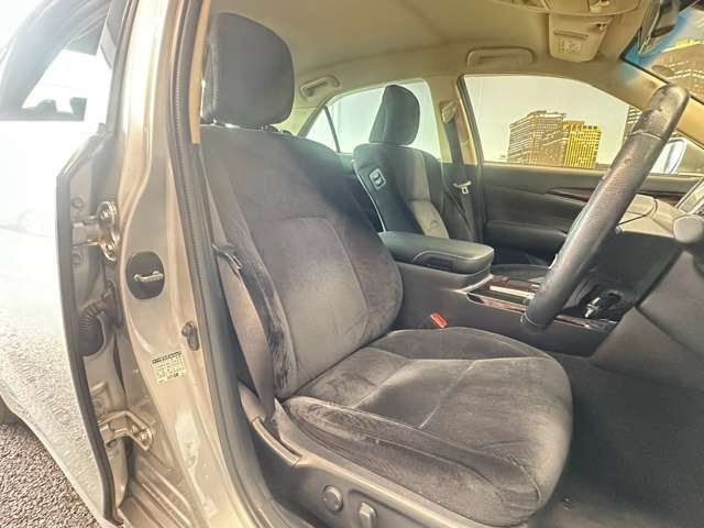 �^�]�Ȃ��L�X�Ƃ��Ă���^�]���₷�������������Ă��܂��������N���[�j���O�����{�ς݂ł��B