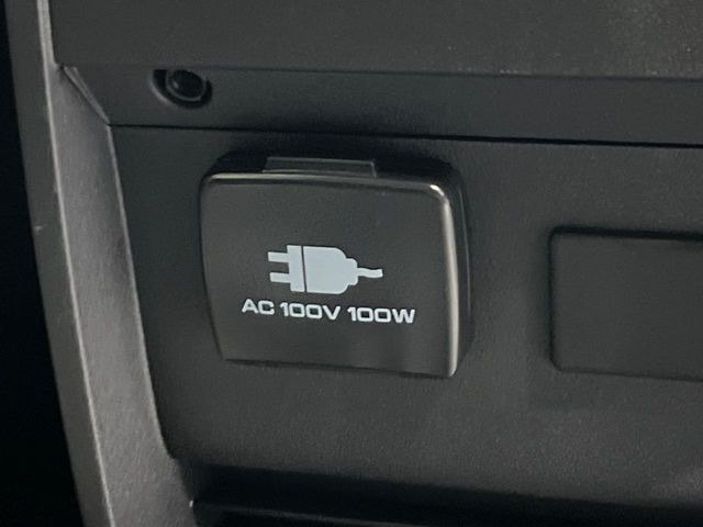 【1500Wアクセサリーコンセント】消費電力1500Wまでの家電が使えます。キャンプやスポーツ・アウトドアでのアクティビティはもちろん、災害・停電の際に大活躍♪