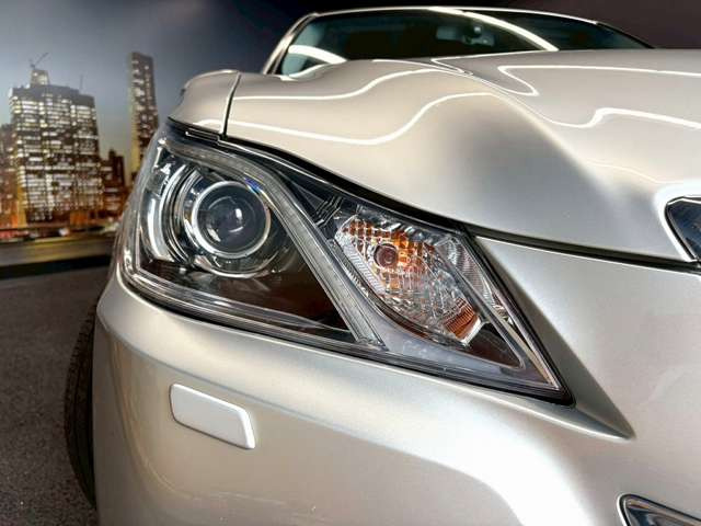 �yHID�w�b�h���C�g�z���ڂŁA�i�i�Ɏ��F����UP���܂�!�t�H�O�����vLED���I�X�X���ł���