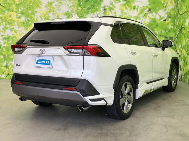 RAV42.0 G 4WD