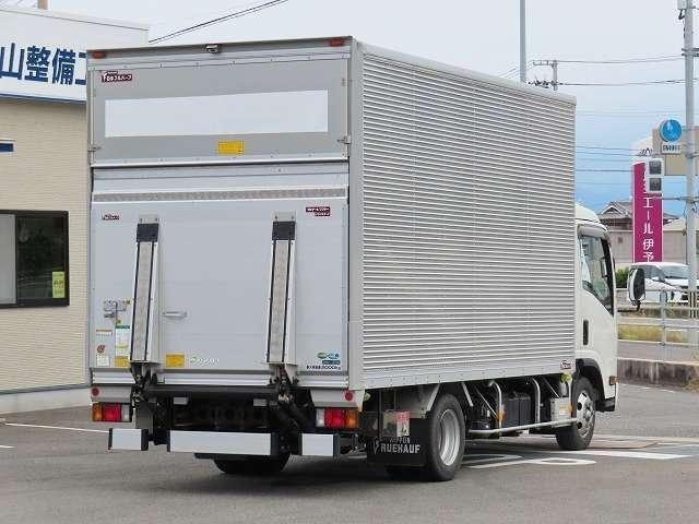 エルフ