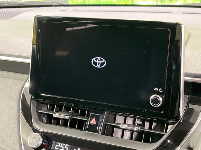 �y8�C���` �f�B�X�v���C�I�[�f�B�I�z���ʂ̃f�B�X�v���C��AppleCarPlay��AndroidAuto�����p�\�B�傫�ȉ�ʂŃX�}�z�i�r�A�v���������p���������܂���