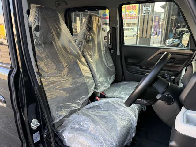 当店では、販売車両は納車前に1台1台心を込めて仕上げ作業を行って納車いたします!ご満足感を感じて頂けるよう、仕上げ作業・徹底清掃を実施致します!!