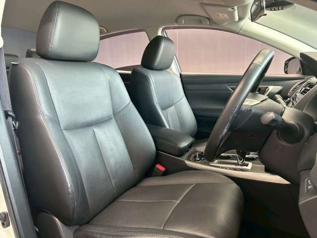 �^�]�Ȃ��L�X�Ƃ��Ă���^�]���₷�������������Ă��܂��������N���[�j���O�����{�ς݂ł��B