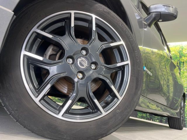 �y16�C���`�A���~�z�C�[���z�O�ςɃ}�b�`�����A���~�z�C�[���𑕒����Ă���܂��B�e��A���~�z�C�[����A�X�^�b�h���X�^�C�����戵�����Ă���܂��B���񂲑��k����������