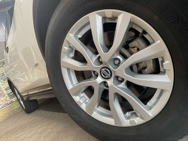 日産 エクストレイル 2.0 20Xi ハイブリッド 4WD (禁煙車)(後期型)(4WD
