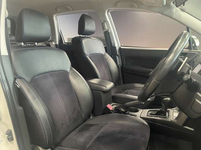 �^�]�Ȃ��L�X�Ƃ��Ă���^�]���₷�������������Ă��܂��������N���[�j���O�����{�ς݂ł��B