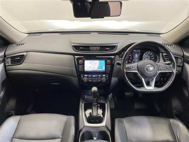 エクストレイル2.0 20Xi