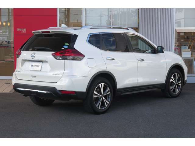 エクストレイル2.0 20Xi 4WD