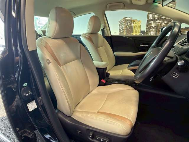 �^�]�Ȃ��L�X�Ƃ��Ă���^�]���₷�������������Ă��܂��������N���[�j���O�����{�ς݂ł��B