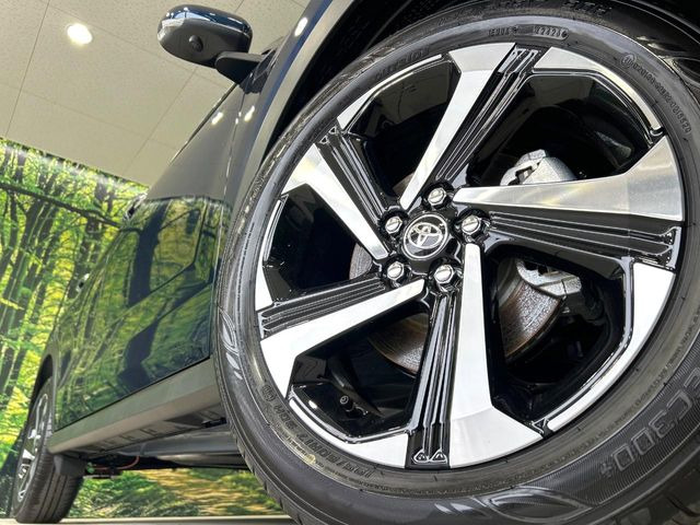 �y����17�C���`�A���~�z�C�[���z�O�ςɃ}�b�`���������A���~�z�C�[���𑕒����Ă���܂��B�e��ЊO�A���~�z�C�[����A�X�^�b�h���X�^�C�����戵�����Ă���܂��B���񂲑��k����������