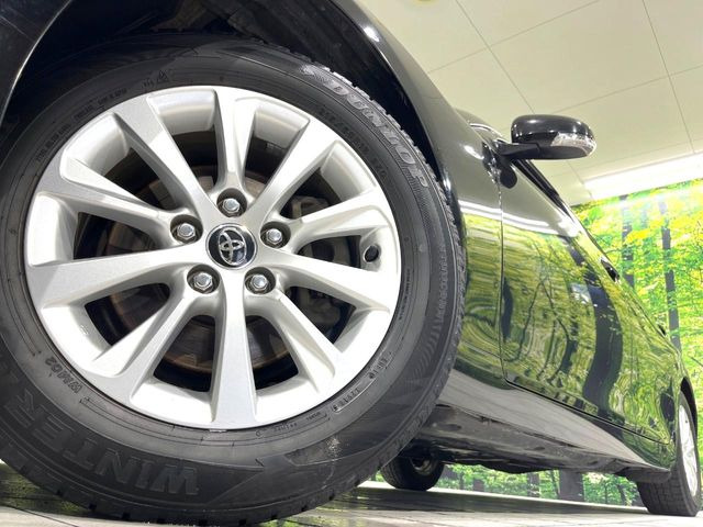 �y����16�C���`�A���~�z�C�[���z�O�ςɃ}�b�`���������A���~�z�C�[���𑕒����Ă���܂��B�e��ЊO�A���~�z�C�[����A�X�^�b�h���X�^�C�����戵�����Ă���܂��B���񂲑��k����������