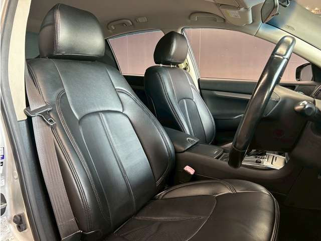 �^�]�Ȃ��L�X�Ƃ��Ă���^�]���₷�������������Ă��܂��������N���[�j���O�����{�ς݂ł��B