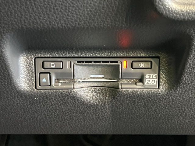 【ETC】高速道路の料金所をストレスなく通過!話題のスポットやサービスエリアに多い「スマートIC」利用時は必須のアイテムです。当店でセットアップを実施、ご納車当日からすぐにご利用いただけます!