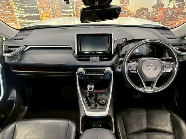 ���{�ےÎs��SUV�𒆐S�Ɂw���l�ł����i�x�œW�����Ă���ǎ����ÎԐ��X�ł��B���̗��C�����Ȃ��̎ԗ�����Ŏ�舵��!�B�֐��n��ōł������ȉ��i���ŗǎ��Ԃ����񋟂ł���悤�w�߂Ă���܂��B