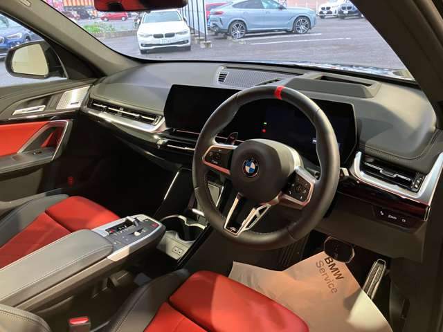 X1M35i xドライブ DCT 4WD