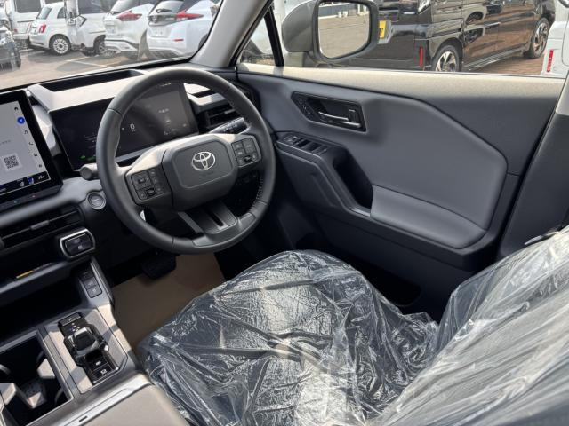 RAV42.5 Z E-Four 4WD