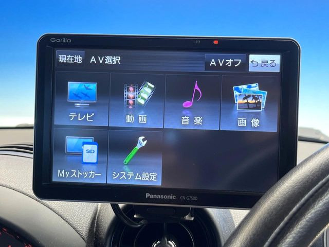 ��Bluetooth:���莝���̃X�}�[�g�t�H���ȂǂƐڑ����A�n���Y�t���[�ʘb��Տꊴ����~���[�W�b�N�Đ������y���݂��������܂��B�����ڑ��ł��̂Ŕς킵��������܂����