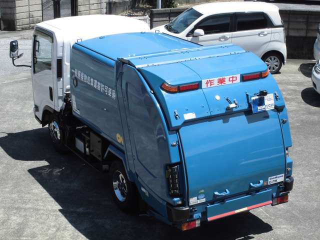 エルフ塵芥車