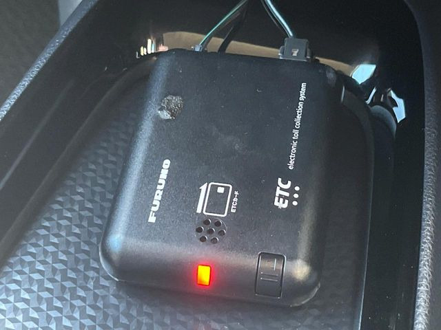 【ETC】高速道路の料金所をストレスなく通過!話題のスポットやサービスエリアに多い「スマートIC」利用時は必須のアイテムです。当店でセットアップを実施、ご納車当日からすぐにご利用いただけます!