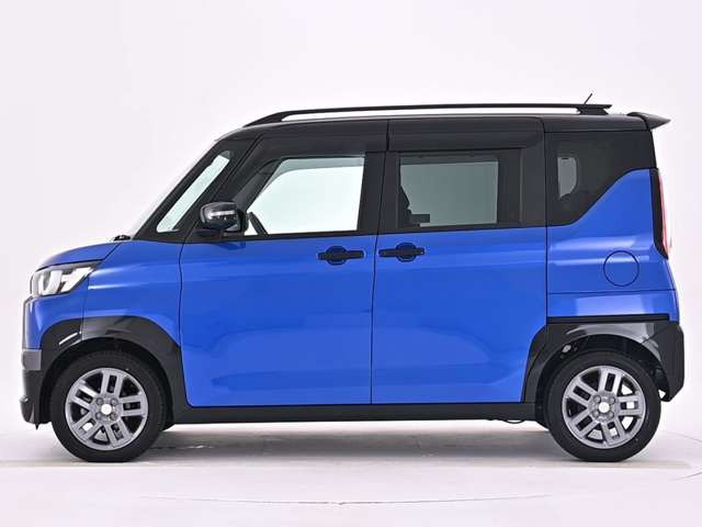 デリカミニT プレミアム 4WD
