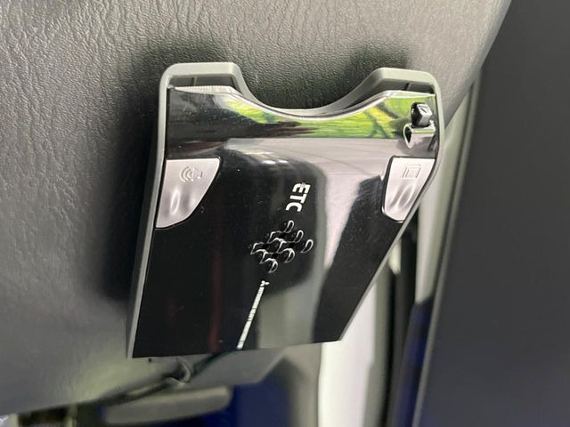 【ETC】高速道路の料金所をストレスなく通過!話題のスポットやサービスエリアに多い「スマートIC」利用時は必須のアイテムです。当店でセットアップを実施、ご納車当日からすぐにご利用いただけます!