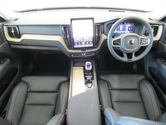 XC60ウルトラ B5 AWD 4WD