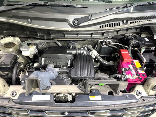 親切・丁寧な専門メカニックスタッフが応対!・車検・点検整備・事故等の修理などアフターサービスも安心。お車のカスタマイズもネクステージのサービススタッフまでご相談ください!