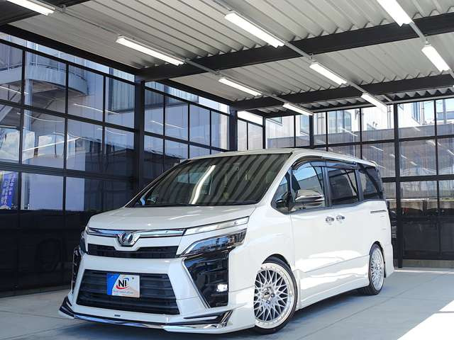 ヴォクシー2.0 ZS 煌