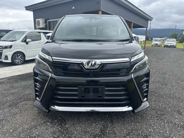 ヴォクシー2.0 ZS 煌 4WD