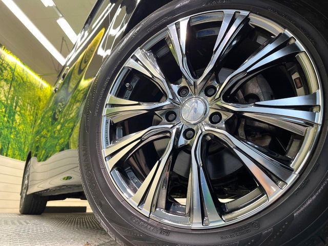 �y18�C���`�A���~�z�C�[���z�O�ςɃ}�b�`�����A���~�z�C�[���𑕒����Ă���܂��B�e��A���~�z�C�[����A�X�^�b�h���X�^�C�����戵�����Ă���܂��B���񂲑��k����������